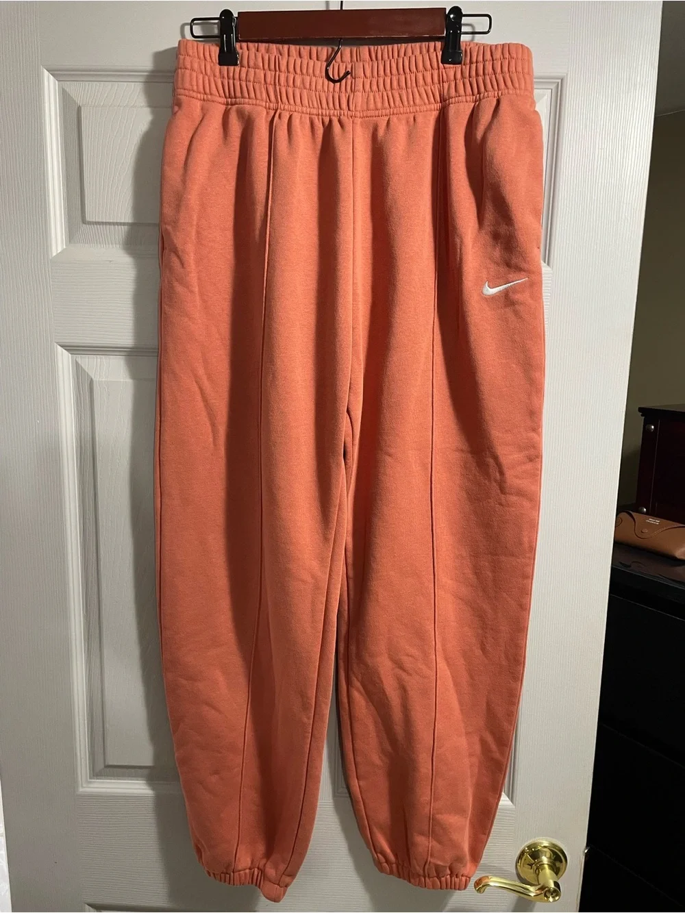 Nike Kids Coral Sweatpants with White Swoosh